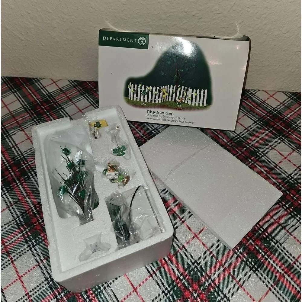 Department 56 St. Patrick's Day Decorating Village Accessory Set